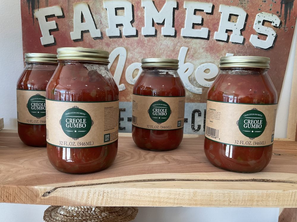 Hazelwood Farms General Store Logo