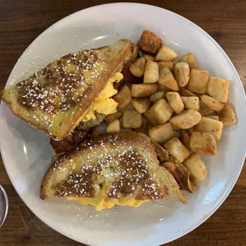 360 Brunch House - Sammie - Breakfast & Brunch Near Me - Mansfield, Texas
