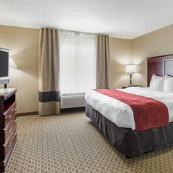 Comfort Suites