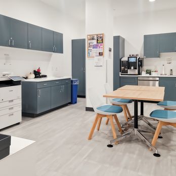 Regus Ballpark Dr - Shared Office Spaces Near Me - Franklin, Wisconsin Regus Ballpark Dr - Shared Office Spaces Near Me - Franklin, Wisconsin