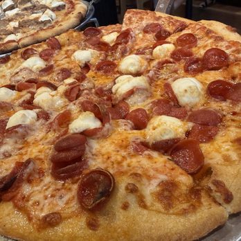 Amici Pizzeria & Bar - Heat Wave Pizza - Pizza Near Me - Reno, Nevada Amici Pizzeria & Bar - Heat Wave Pizza - Pizza Near Me - Reno, Nevada