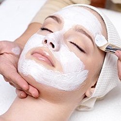 Lily's Spa Room - Skin care