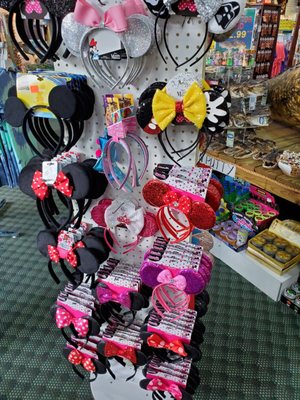 Photo of Bargain World Lake Buena Vista - Orlando, FL, US. Bill Lewis of Vero Beach making a quick stop at Bargain World in Orlando, Florida.