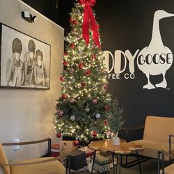 Muddy Goose Coffee Co. - Christmas decoration