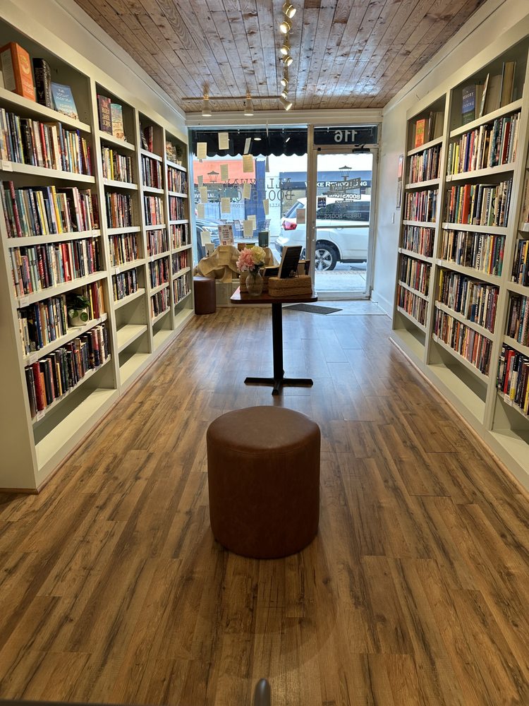 Alleyway Bookstore Logo