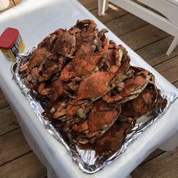 Vernon & Steves Crabs - My free crabs I caught myself!5 n a half inches some 6 inch! Extra seasoning beer and vinegar steamed!