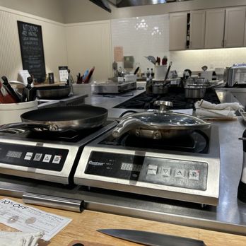 Sur La Table - Kitchen Supplies Near Me - Murray, Utah Sur La Table - Kitchen Supplies Near Me - Murray, Utah