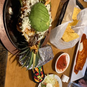 Pepper’s Mexican Grill - Wide shot of this wonder, delightful meal. - Mexican Near Me - Milan, Michigan Pepper’s Mexican Grill - Wide shot of this wonder, delightful meal. - Mexican Near Me - Milan, Michigan