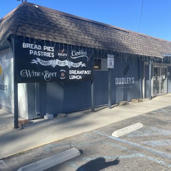 Dudley's Bakery - Delis Near Me - Santa Ysabel, California