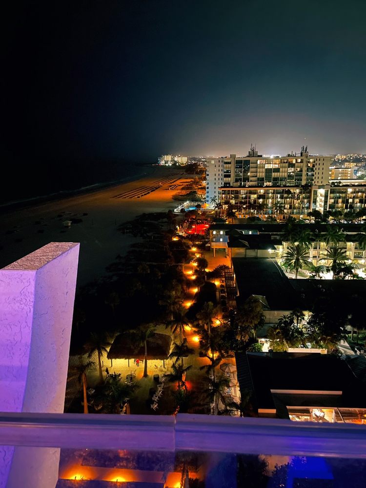 Level 11 Rooftop Bar & Lounge Image