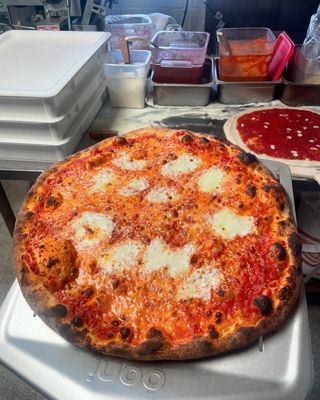 Small’s Pizza by null
