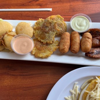 Cumaco Arepa House - Sampler platter - Latin American Near Me - Indianapolis, Indiana