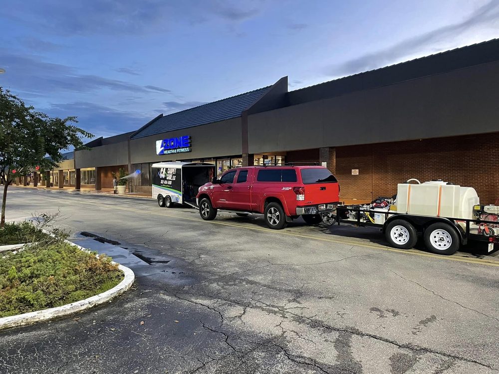 Slide of Gator Soft Wash