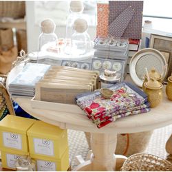 Juniper - Hostess gifts