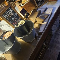 Common Man Restaurant - Cheese cracker bar