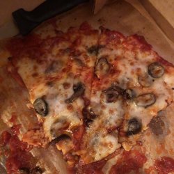 Papa Johns Pizza - It was so yummy that we ate almost all of it before I was able to take a decent picture!