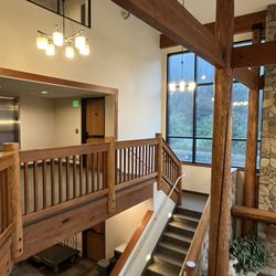 Breeze Inn - Upstairs