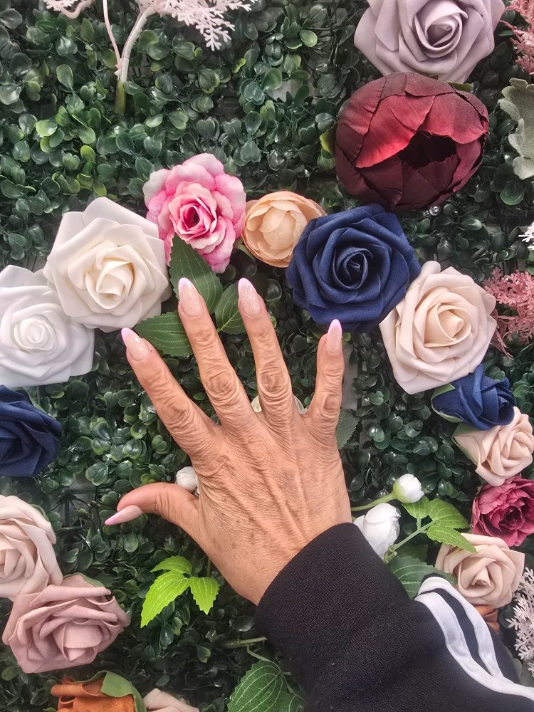 Glitter And Gloss Nail Spa