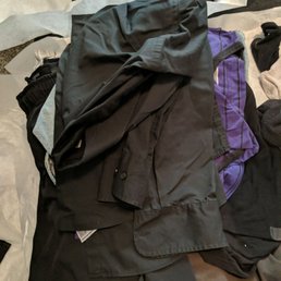 Fluff n fold service did not put dress shirts on hangars. Collars creased and shirts very wrinkled as well. Only use for t-shirt n underwear