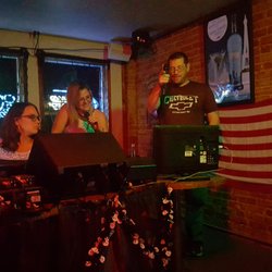 The Establishment - Karaoke every weekend