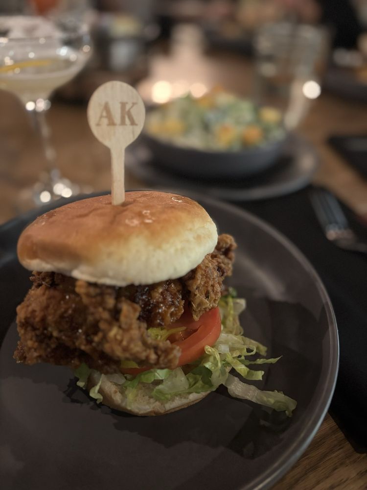 American Kitchen Bar & Grill