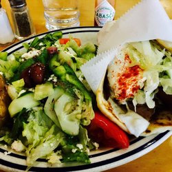 Greek Garden - Gyro Lunch
