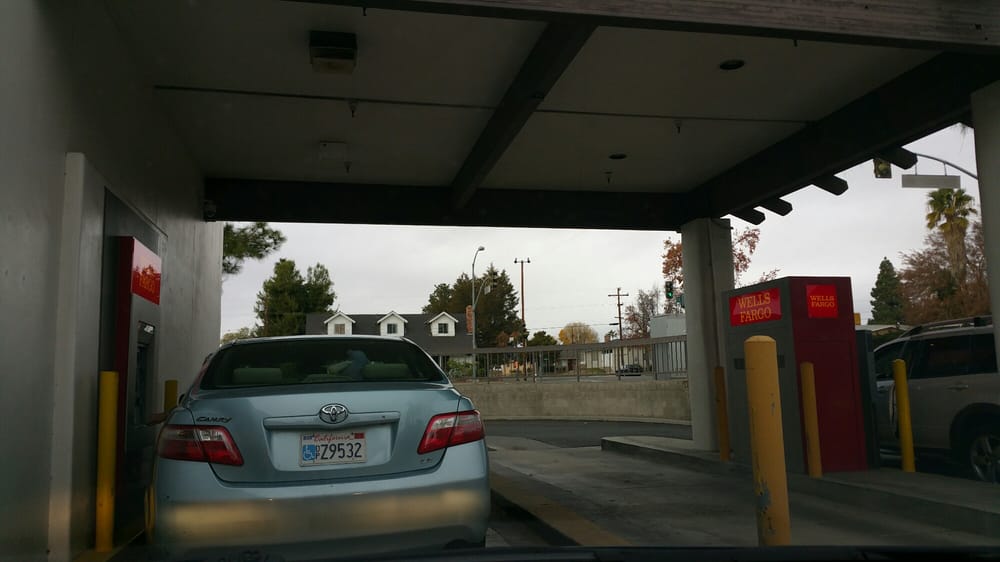 WELLS FARGO BANK Updated September 2024 15 Reviews 3743 Columbus