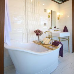 Torrco - DXV Tub