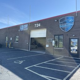 Exterior photo of Dimmitt Collision - Villa Park, Illinois Exterior photo of Dimmitt Collision - Villa Park, Illinois