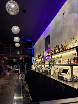 Zanzi Oakland by null