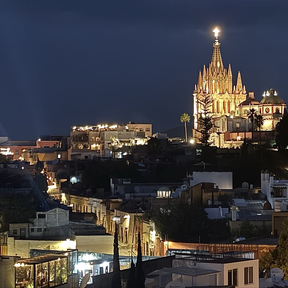 Luna Rooftop - Photo 2: Nighttime view of Zona Centro - Cocktail Bars Near Me - San Miguel de Allende, GUA