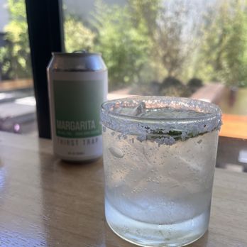 Loqui - Crispy and refreshing low key Marg - Tacos Near Me - Los Angeles, California