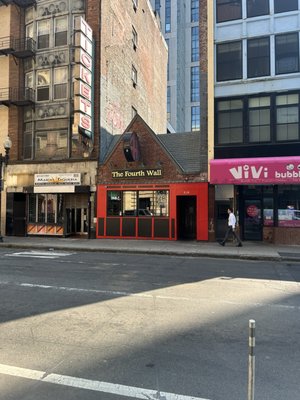 4th Wall Restaurant & Bar by null