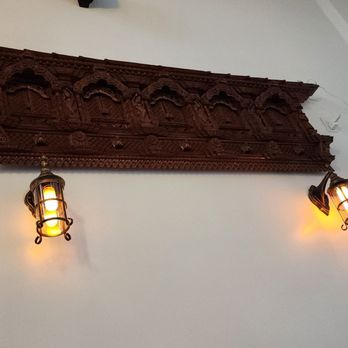 Moonsun India Grill - Indoor decor - Indian Near Me - Lynnwood, Washington