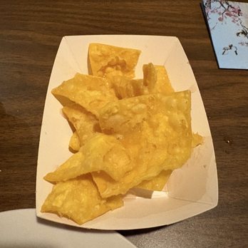 Sisters Chinese Restaurant - Fried wontons - Szechuan Near Me - Warwick, Rhode Island