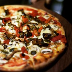 Ezzelinos Italian Restaurant