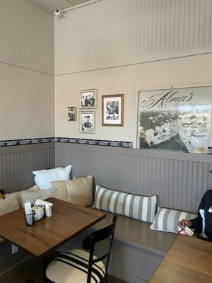 Alma's Cookies and Company Restaurant Photos