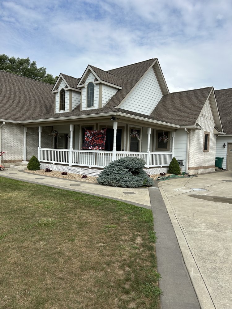 Slide of Handyman Services Indianapolis