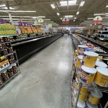 Grocery Outlet - Wide, clean aisles - Grocery Near Me - Redding, California