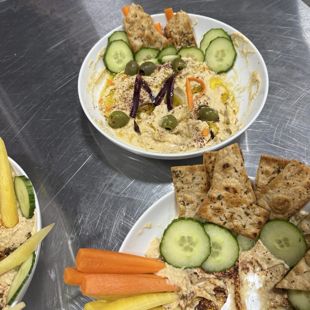 Currysutra - Hummus with Lavash Chips & Veggies - Cooking Classes Near Me - San Carlos, California Currysutra - Hummus with Lavash Chips & Veggies - Cooking Classes Near Me - San Carlos, California