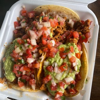 Toritos Taqueria - Adobada tacos with guacamole and pico - Mexican Near Me - Marysville, Washington Toritos Taqueria - Adobada tacos with guacamole and pico - Mexican Near Me - Marysville, Washington