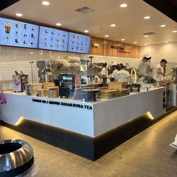 Xing Fu Tang - Interior view from the door - Bubble Tea Near Me - Milpitas, California Xing Fu Tang - Interior view from the door - Bubble Tea Near Me - Milpitas, California