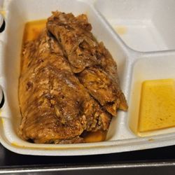 Mama's Soul Food Restaurant - Extra turkey wing.