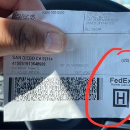 FedEx 店舗サイン l.jpg