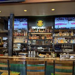 Craggy Range Bar & Grill - The bar