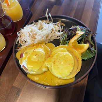 Rio Grande Social - Eggs Benedict - Sports Bars Near Me - Albuquerque, New Mexico Rio Grande Social - Eggs Benedict - Sports Bars Near Me - Albuquerque, New Mexico