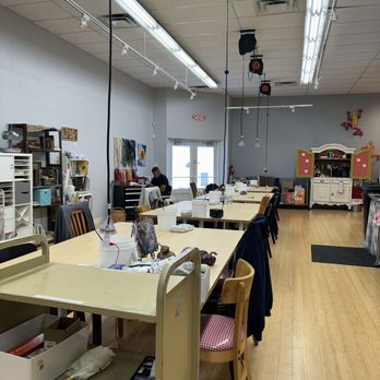 One Oh One gallery - Studio - Art Galleries Near Me - Mesa, Arizona