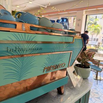 Paradeco Coffee Roasters - Coffee & Tea Near Me - St. Petersburg, Florida