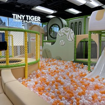 Tiny Tiger - ball pit with slides - Indoor Playcenter Near Me - San Diego, California