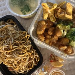 Jia Mei Le Wah Restaurant & Lounge